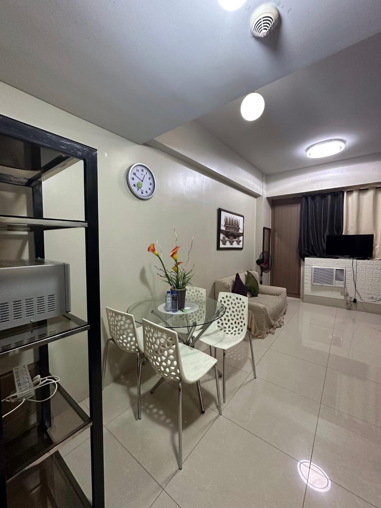 Condo 1 Palm Tree Across Naia T3 파사이 외부 사진